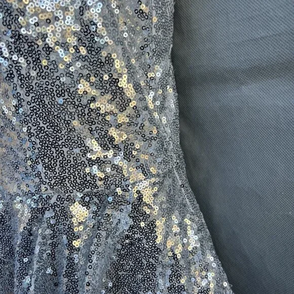 Lulu's Size M Silver Sequin Spaghetti Strap Party Mini Dress Draped V-Neck - Picture 4 of 6